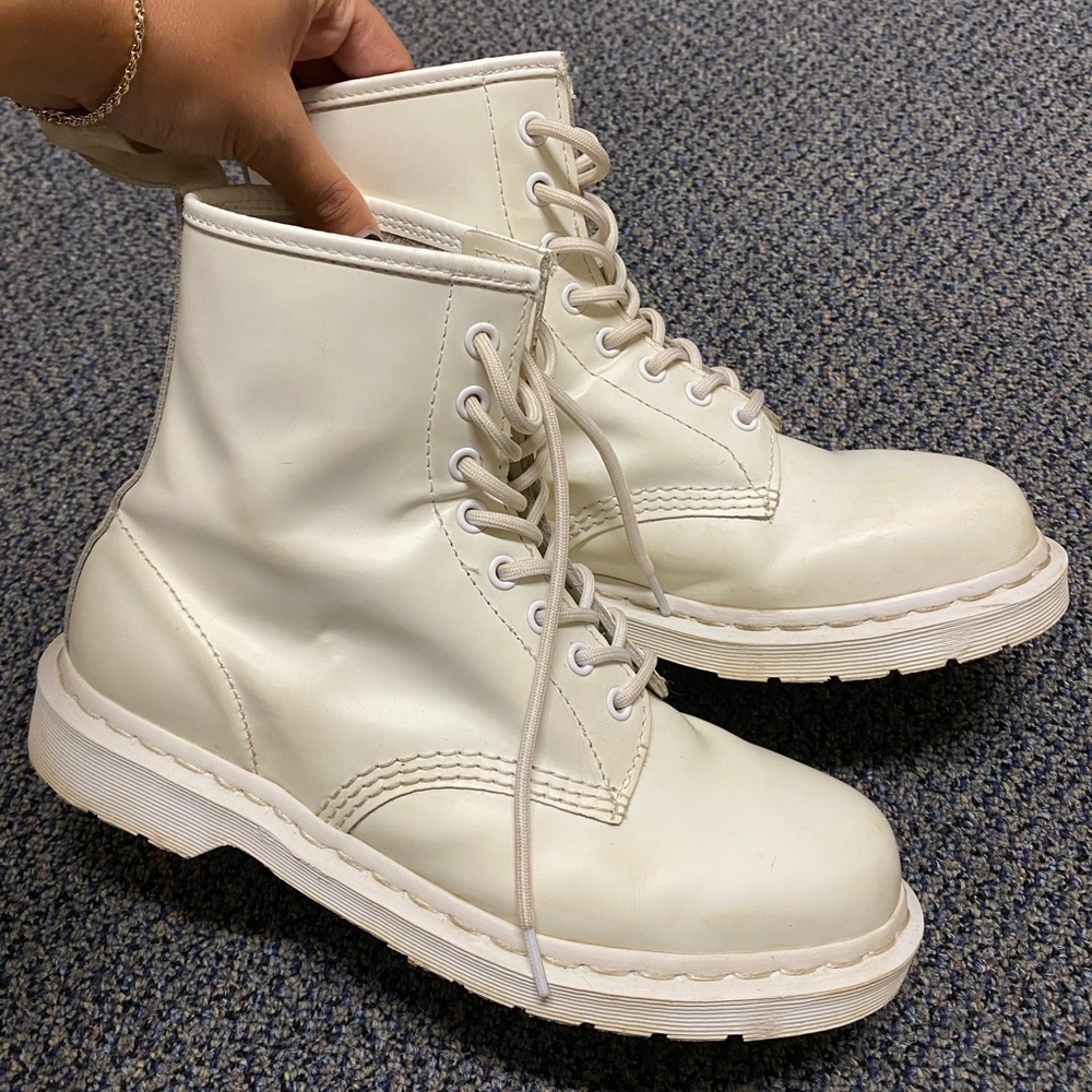 ❌SOLD❌1460 Mono Smooth Leather Doc Martens 
Size 10W & 9M
